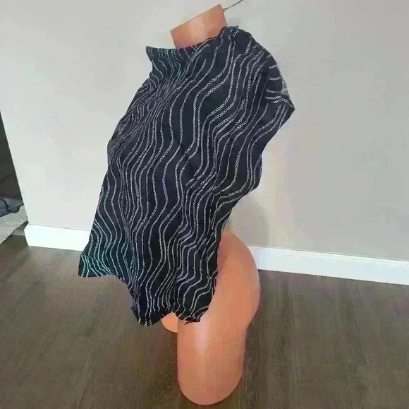 Udder Covers For Nursing Mothers Black White Print - Picture 2 of 4